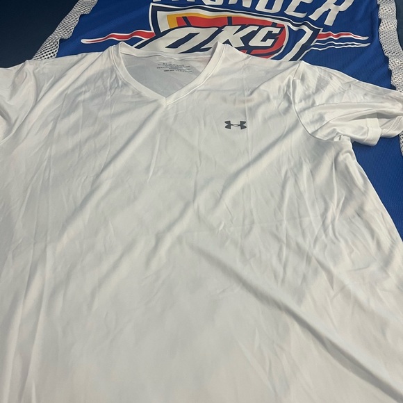 Under Armour White Short Sleeve Performance Tee - Picture 1 of 5